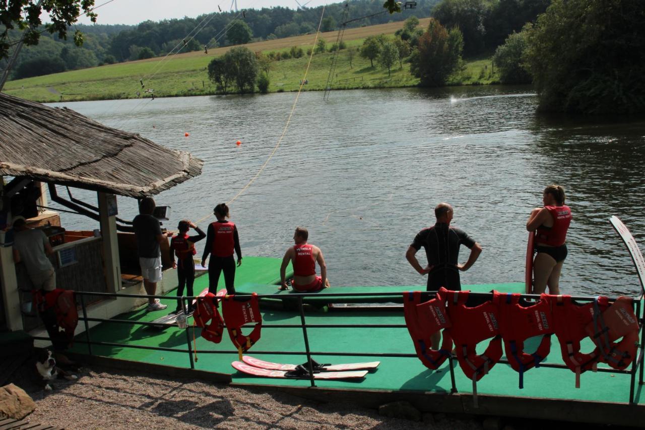 Ferienhaus "Baeren Ecke" Am See Im Bergland Kirchheim  Exteriör bild