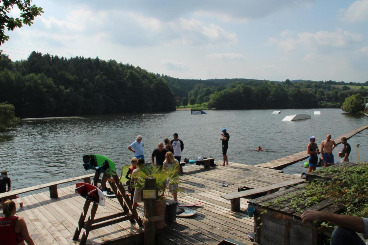 Ferienhaus "Baeren Ecke" Am See Im Bergland Kirchheim  Exteriör bild